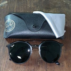 Black Circle Ray-Ban RB3546 Sunglasses